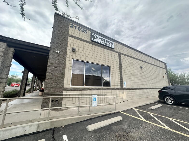 21031 N Cave Creek Rd, Phoenix, AZ for lease - Building Photo - Image 3 of 15