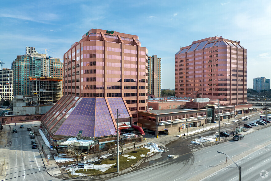 50 Burnhamthorpe Rd W, Mississauga, ON for lease - Building Photo - Image 1 of 6