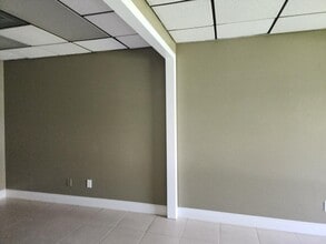 7850 Ulmerton Rd, Largo, FL for lease Interior Photo- Image 2 of 3
