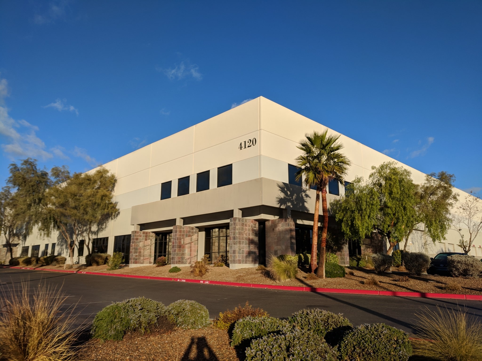 Discover The Hidden Cvs Near The Iconic Las Vegas Windmill - 3yl3hdr