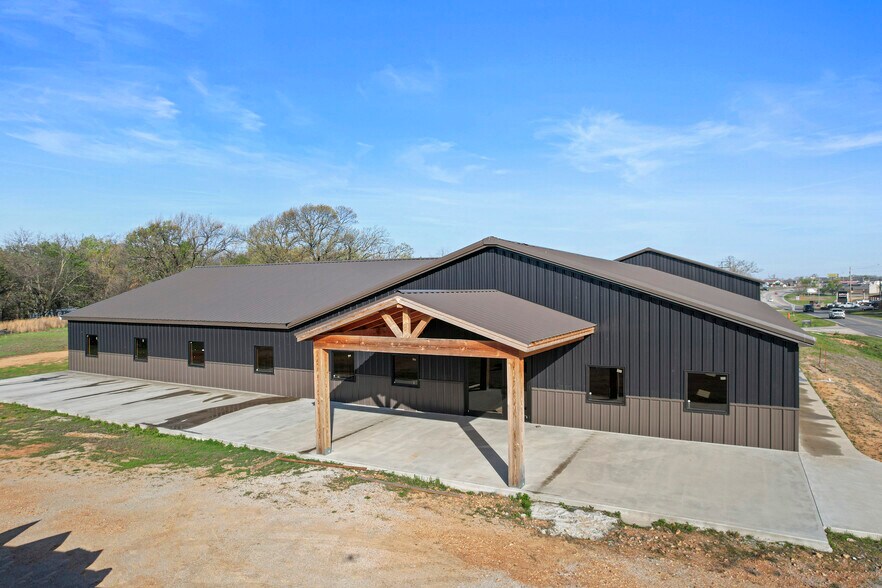 1411 N 3rd St, Langley, OK for sale - Primary Photo - Image 1 of 1