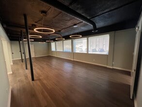 1240 Clairmont Rd, Decatur, GA for lease Interior Photo- Image 2 of 2