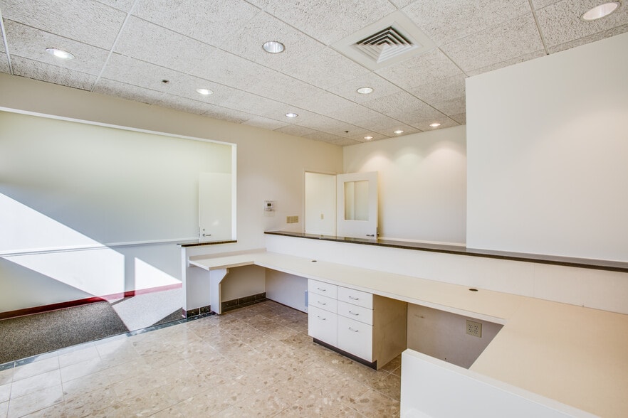 4414 Lafayette Blvd, Fredericksburg, VA for lease - Interior Photo - Image 3 of 25