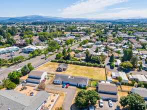 15401 SE Mill Plain Blvd, Vancouver, WA - aerial  map view