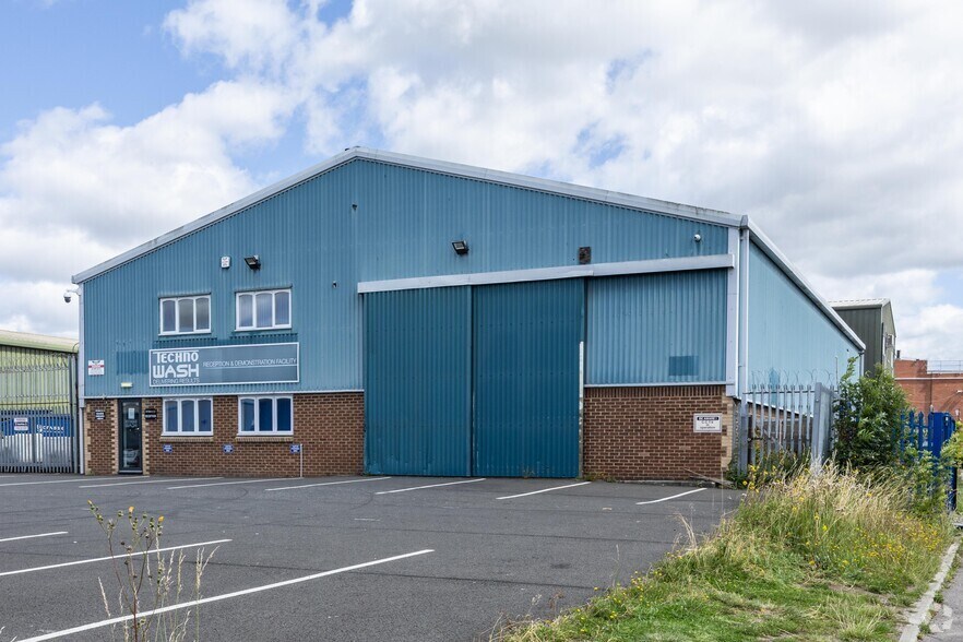 8 Standard Way, Northallerton for lease - Building Photo - Image 2 of 2