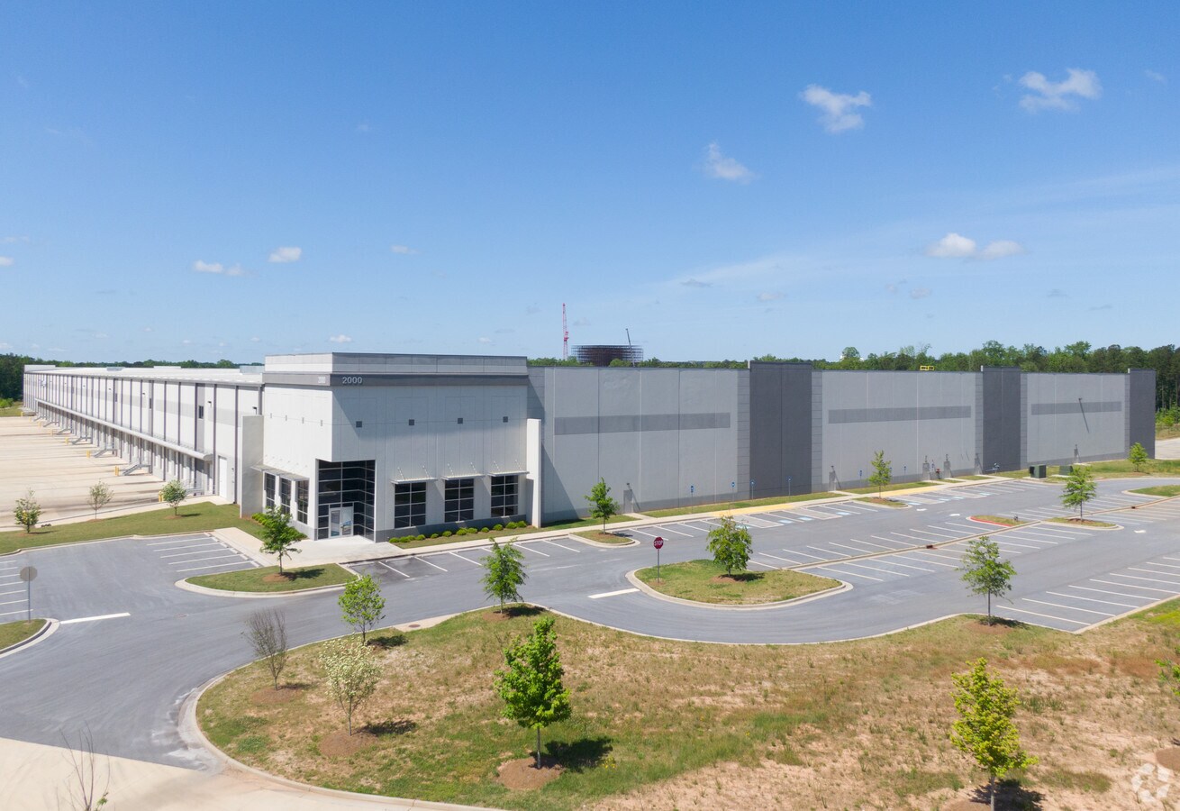 2000 Logistics Center Dr, Fairburn, GA 30213