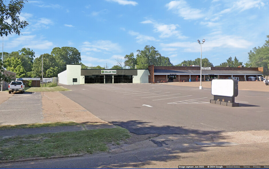 12 E Commerce St, Hernando, MS for lease - Building Photo - Image 2 of 2