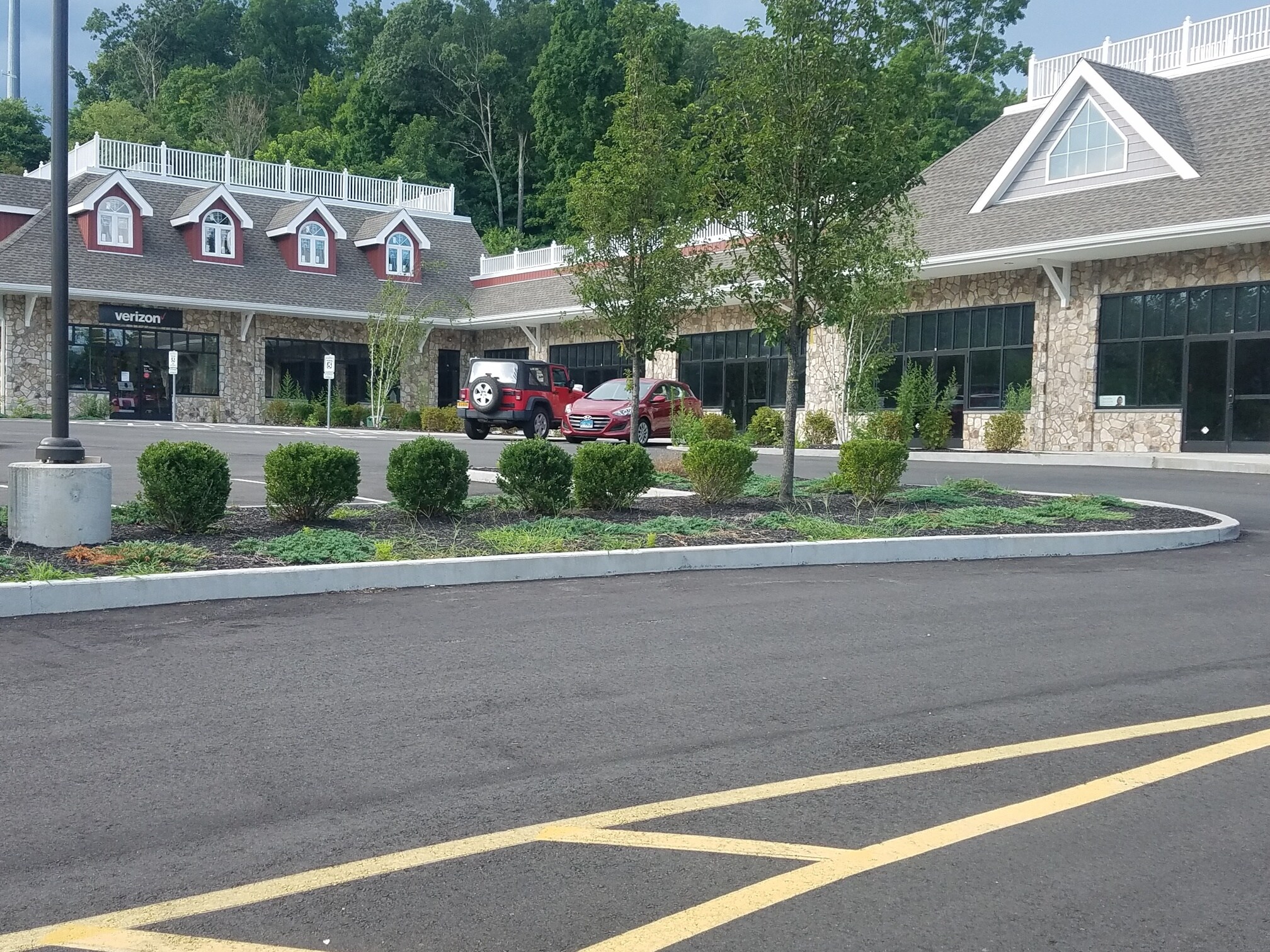 464 Main St, Monroe, CT 06468 Retail for Lease