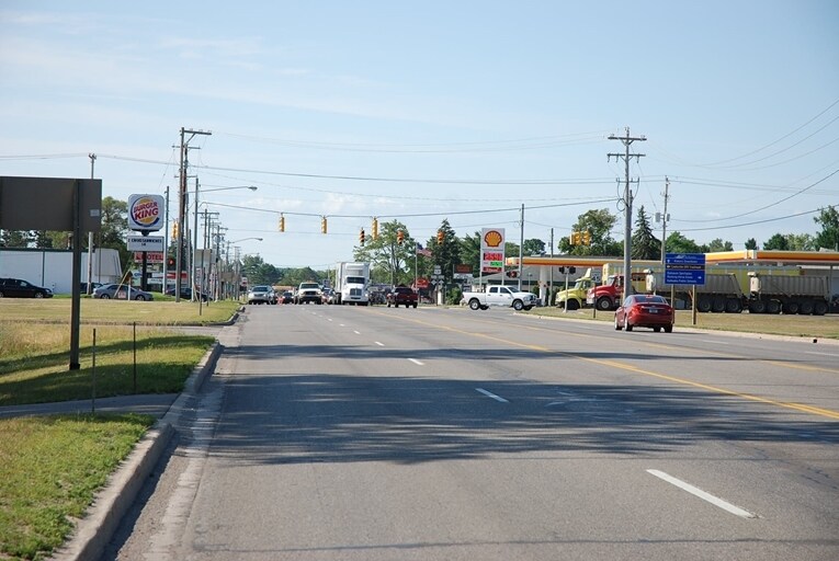 912 N Cedar St, Kalkaska, MI for sale - Primary Photo - Image 1 of 1