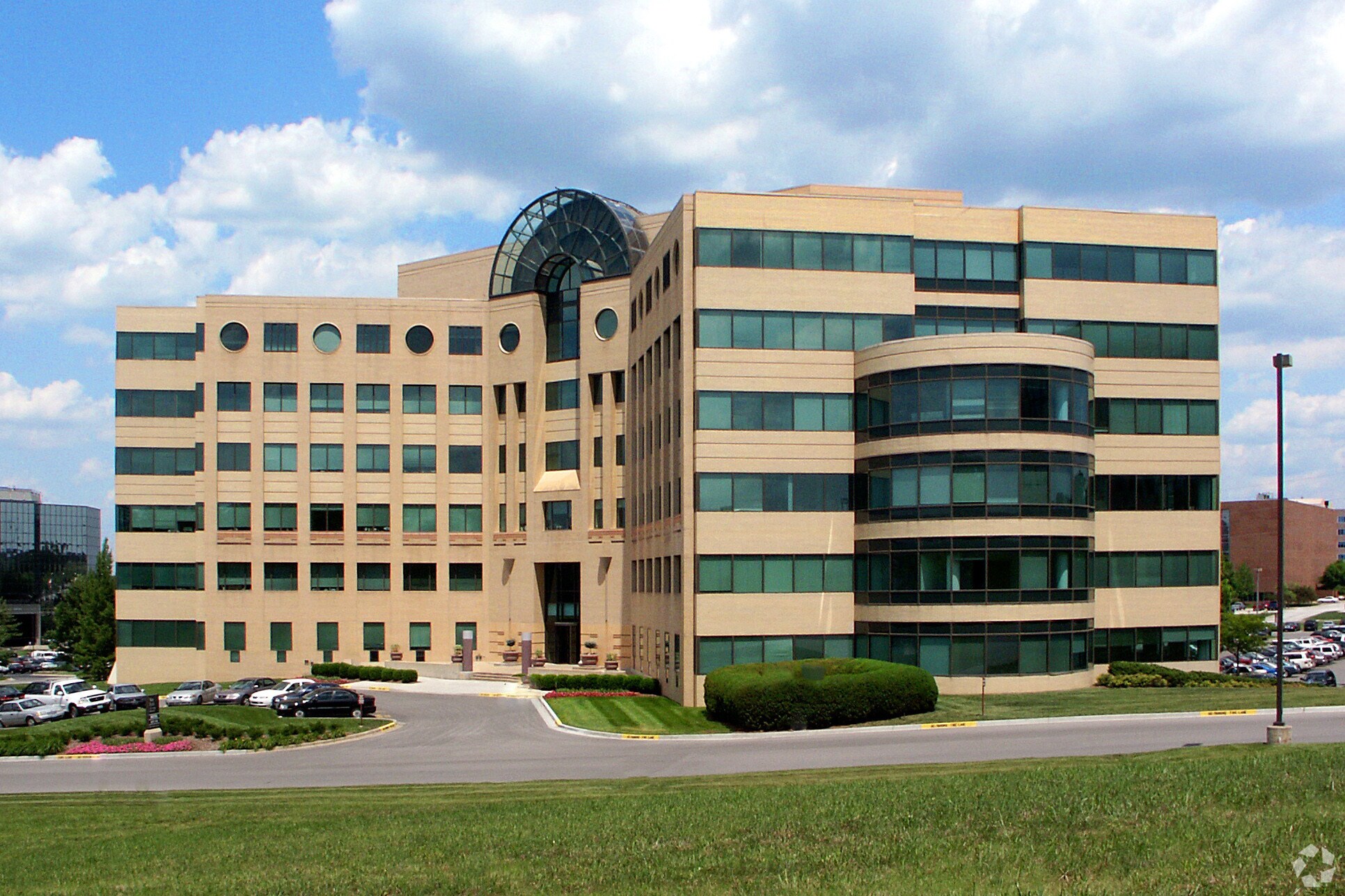 7007 College Blvd, Overland Park, KS 66211 Park Renaissance