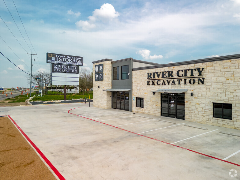 14322 IH 10 E, Converse, TX for lease - Building Photo - Image 3 of 26