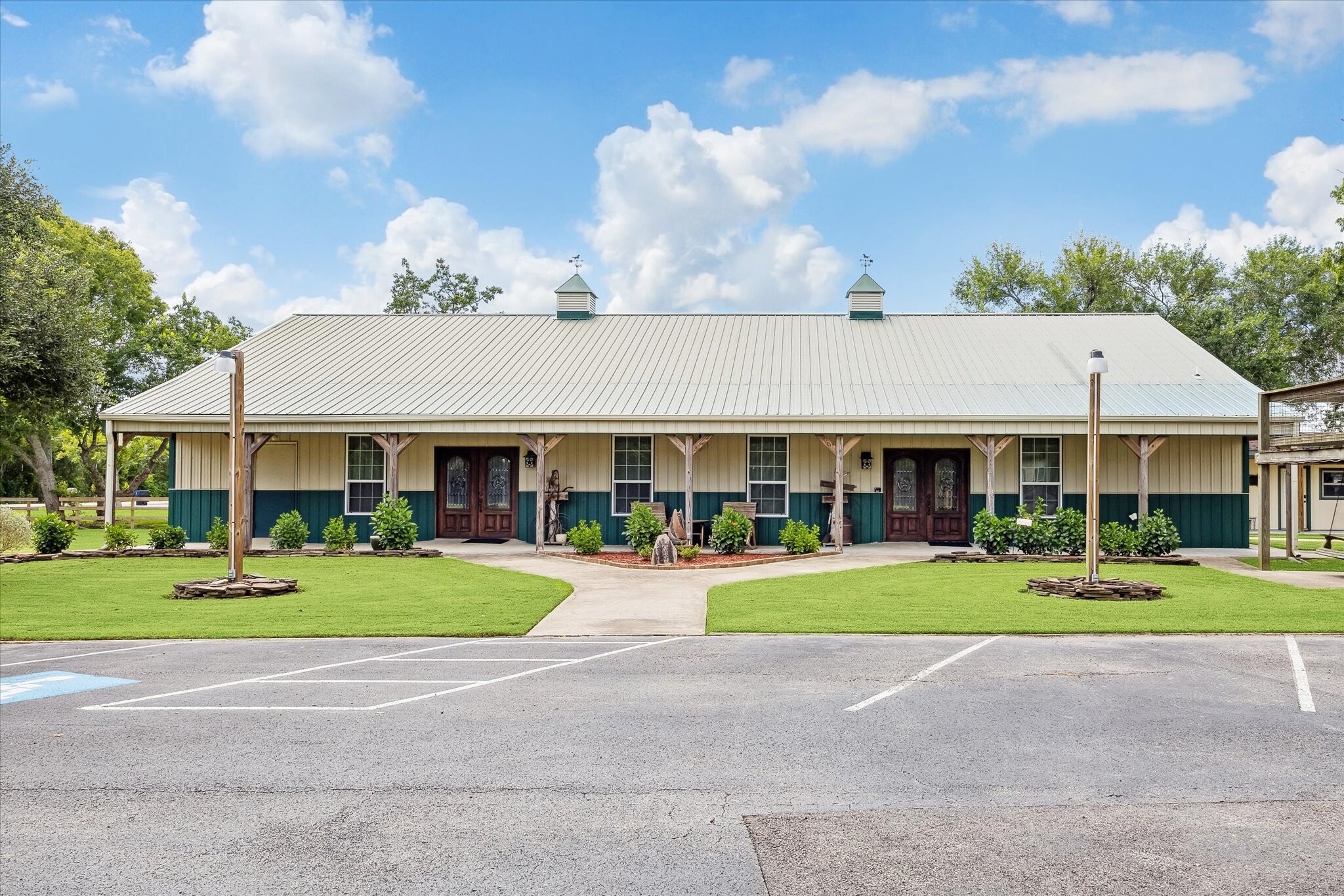 18232 County Road 127, Pearland, TX for sale Building Photo- Image 1 of 41