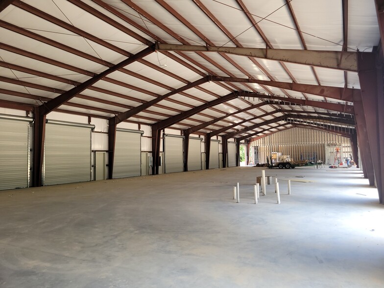 6637 N Okatie Hwy, Ridgeland, SC for lease - Interior Photo - Image 2 of 13