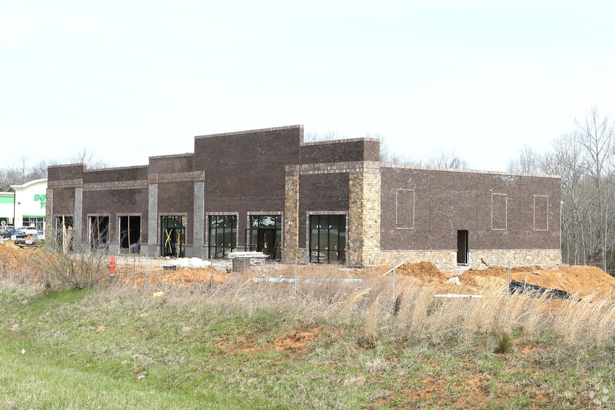 190 Shadowmeade Ln, Mount Washington, KY 40047