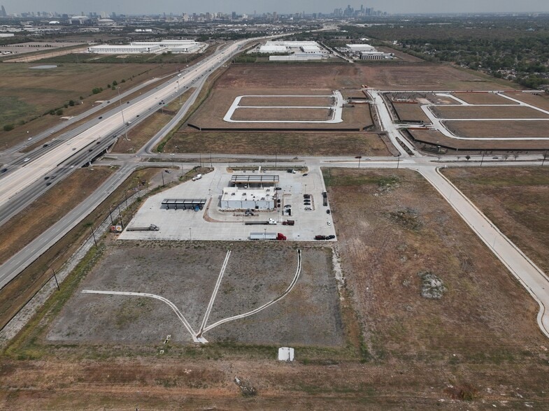 2920 Airport Blvd, Houston, TX for sale - Building Photo - Image 3 of 3