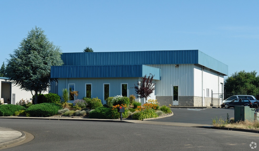 4673 Isabelle St, Eugene, OR for sale - Primary Photo - Image 1 of 1