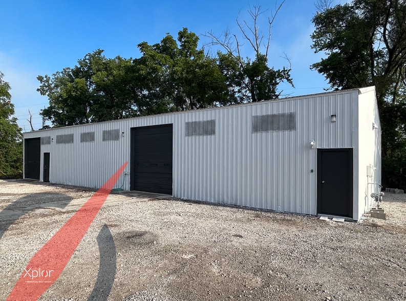 3916 Engle Rd, Fort Wayne, IN for lease - Primary Photo - Image 1 of 2