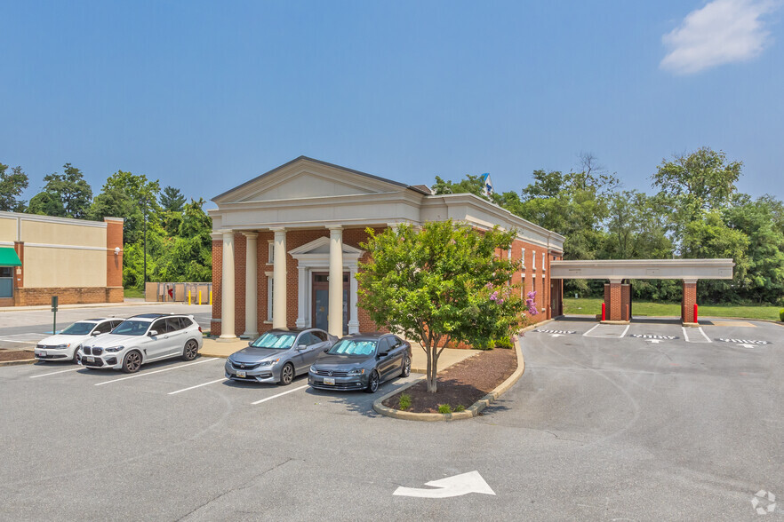 13600 Baltimore Ave, Laurel, MD for lease - Building Photo - Image 1 of 4