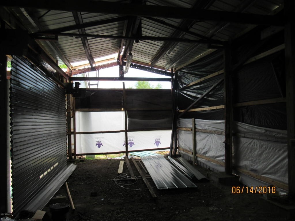 1415 Moody St, Jacksonville, FL 32206