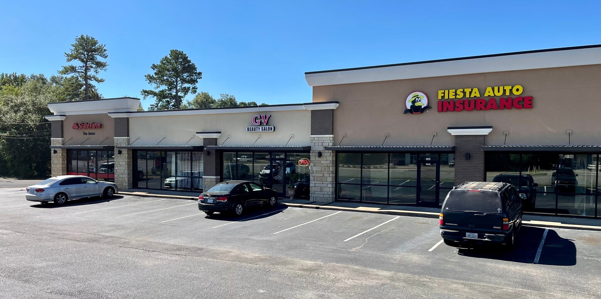 2106 W Gentry Pky, Tyler, TX 75702 Gentry Plaza