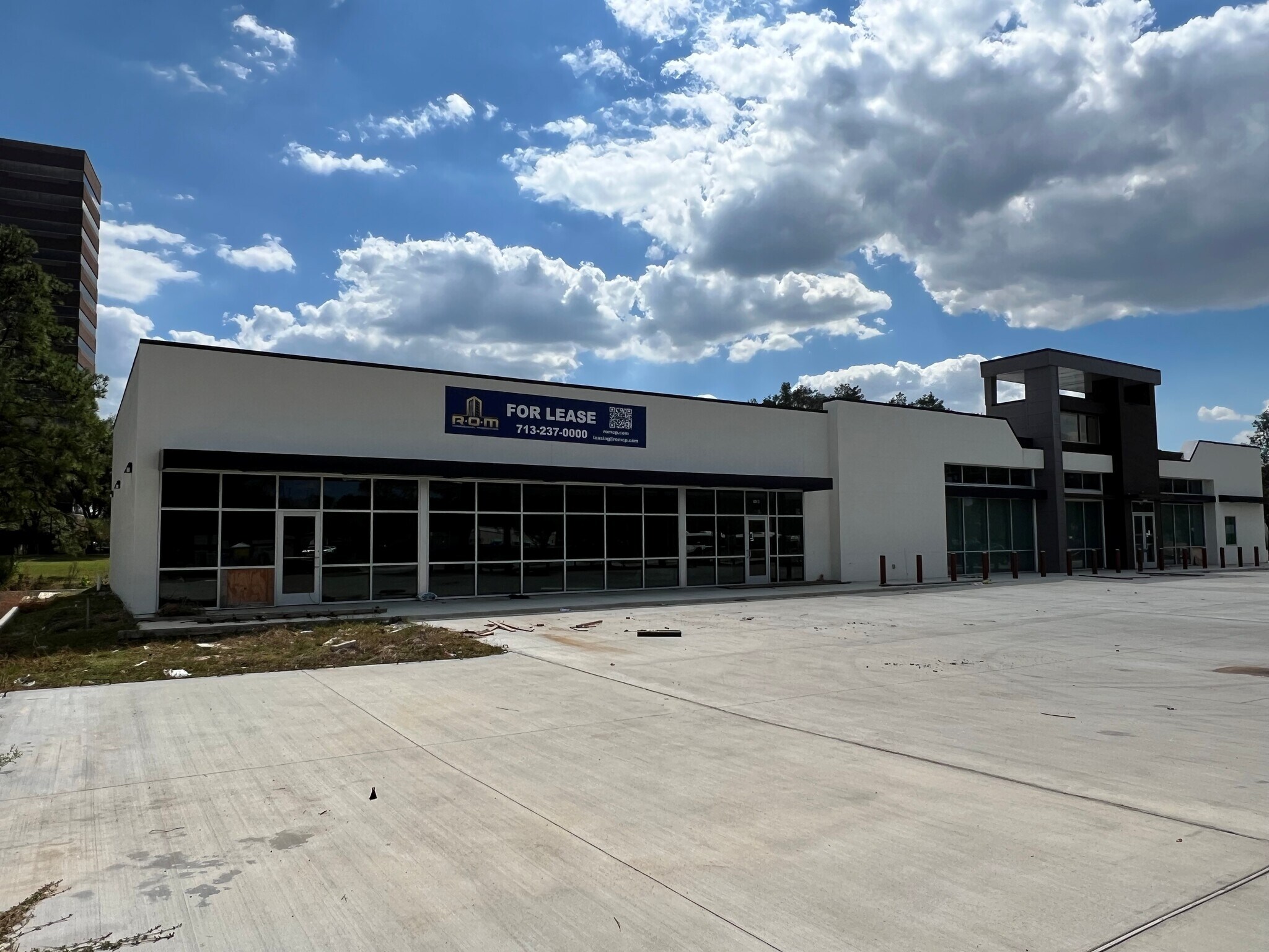 304 Greens Rd, Houston, TX for lease Building Photo- Image 1 of 6