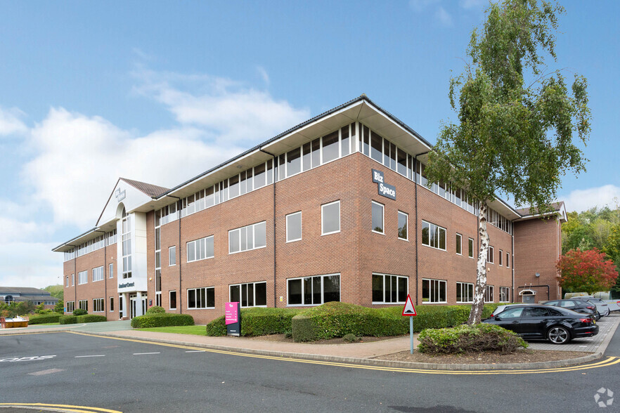 William Armstrong Dr, Newcastle Upon Tyne for lease - Primary Photo - Image 1 of 55