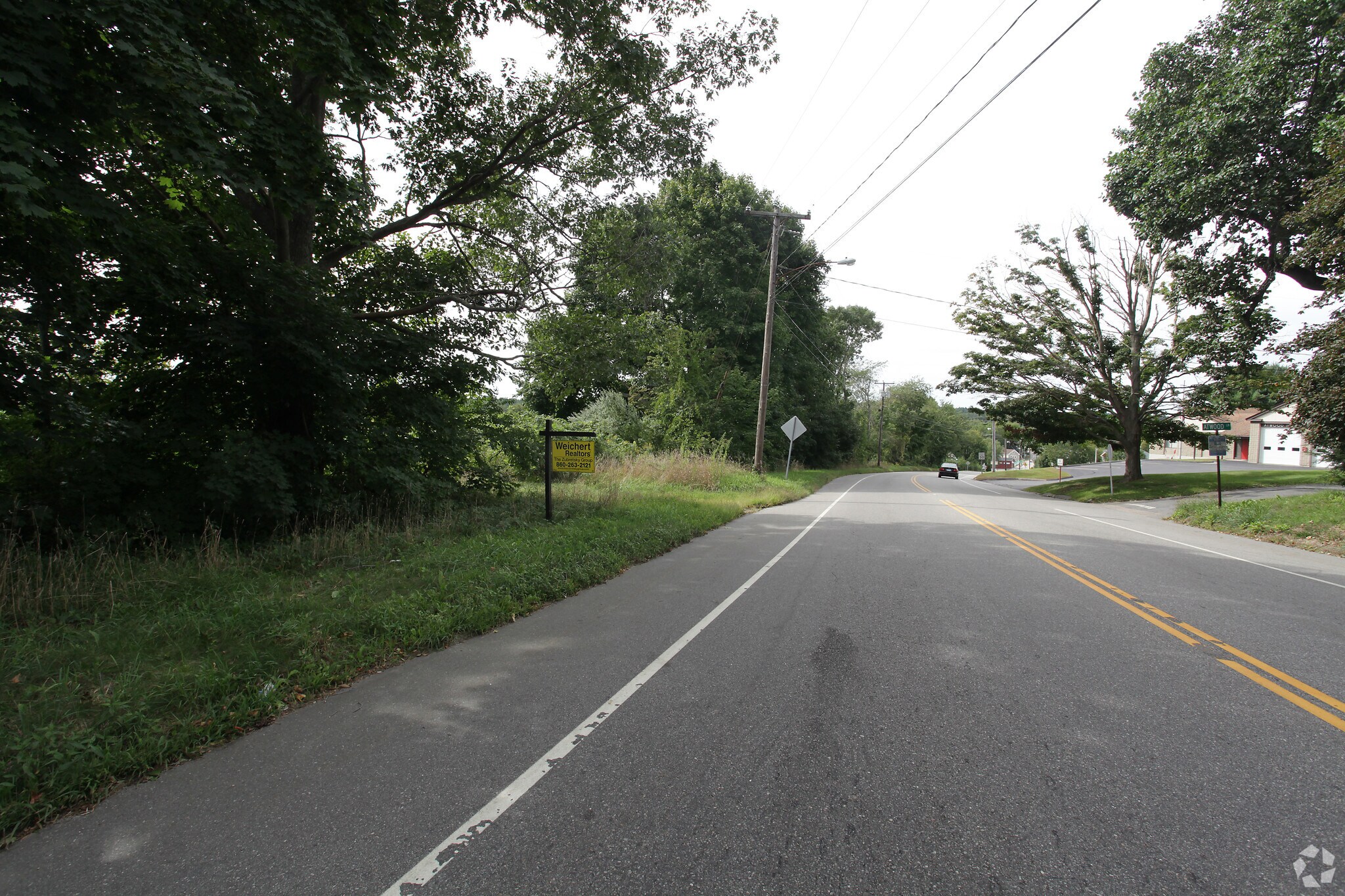 Corner Putnam Rd & Wauregan Rd, Wauregan, CT for sale Primary Photo- Image 1 of 1
