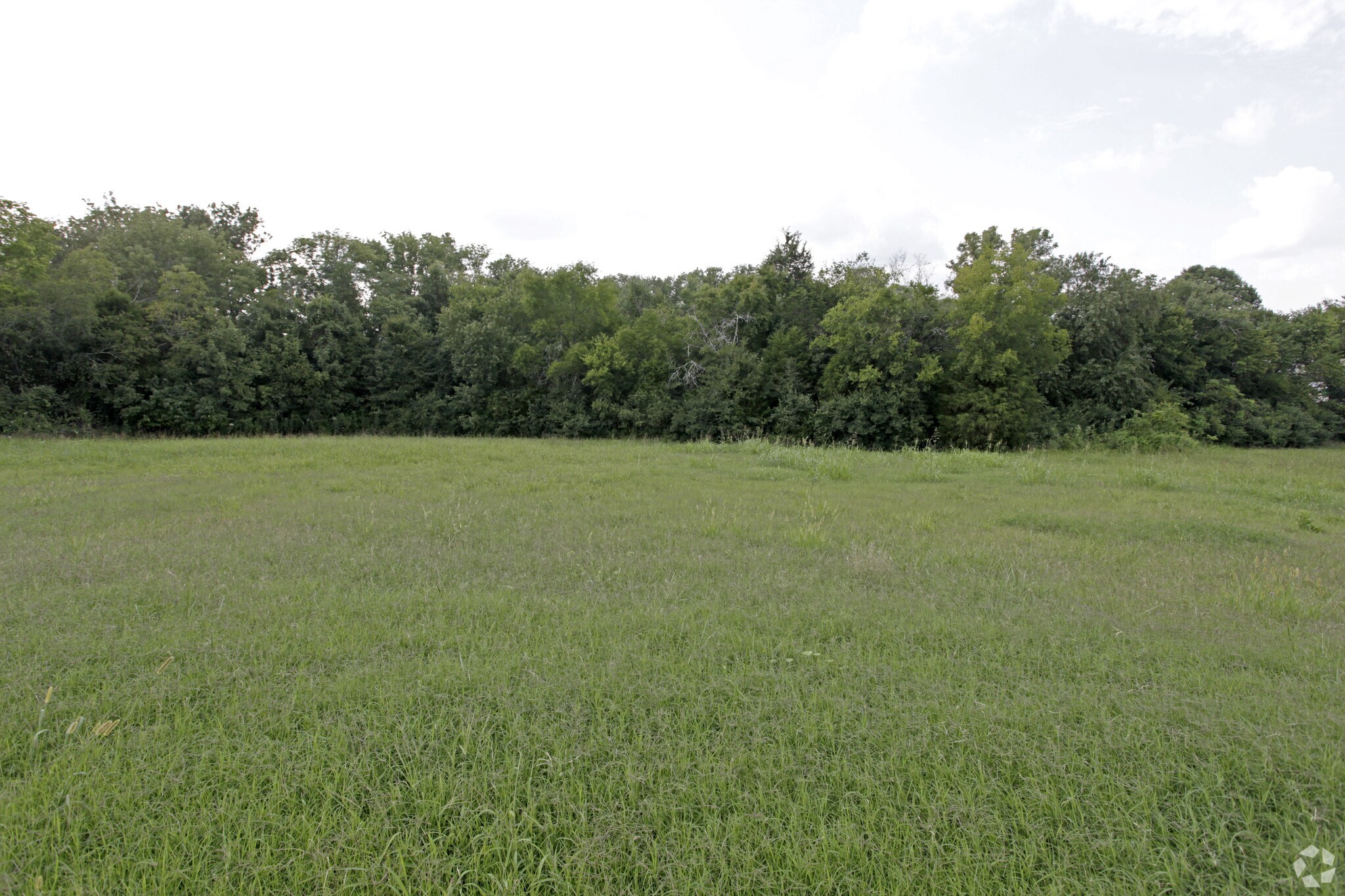 1204 & 1210 Longleaf Drive | 1.88 Acres portfolio of 2 properties for sale on LoopNet.com Building Photo- Image 1 of 4