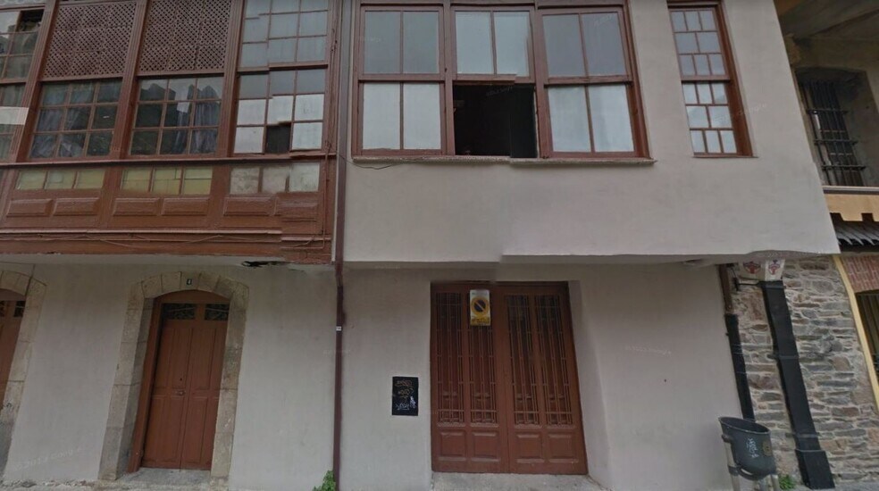 Retail in Ponferrada, León for lease - Building Photo - Image 3 of 5