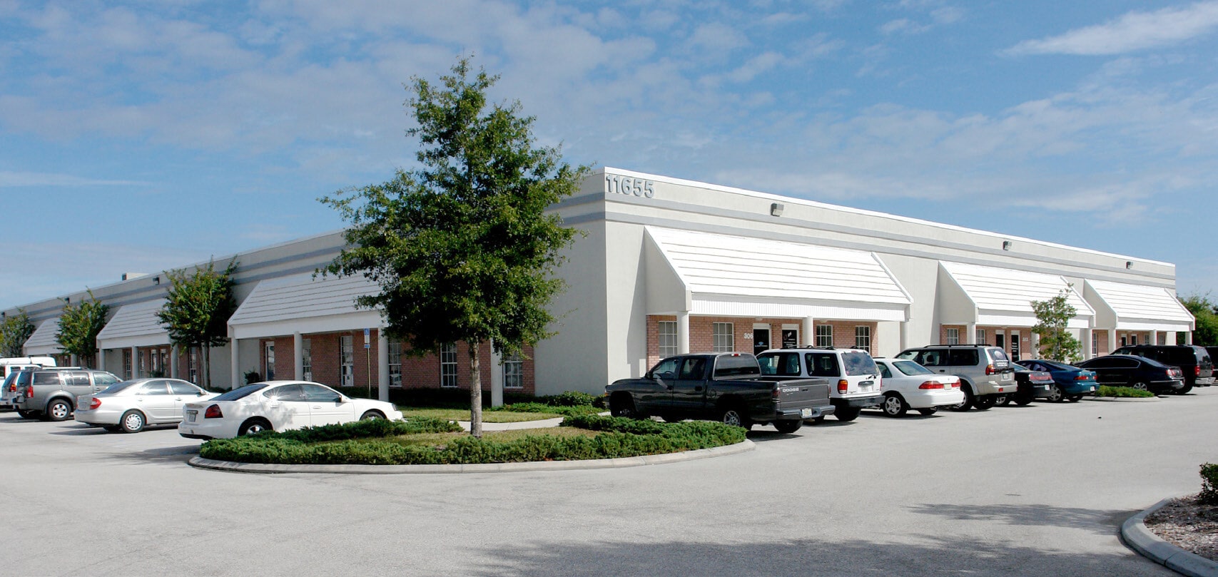 11762 Marco Beach Dr, Jacksonville, FL for lease Building Photo- Image 1 of 2
