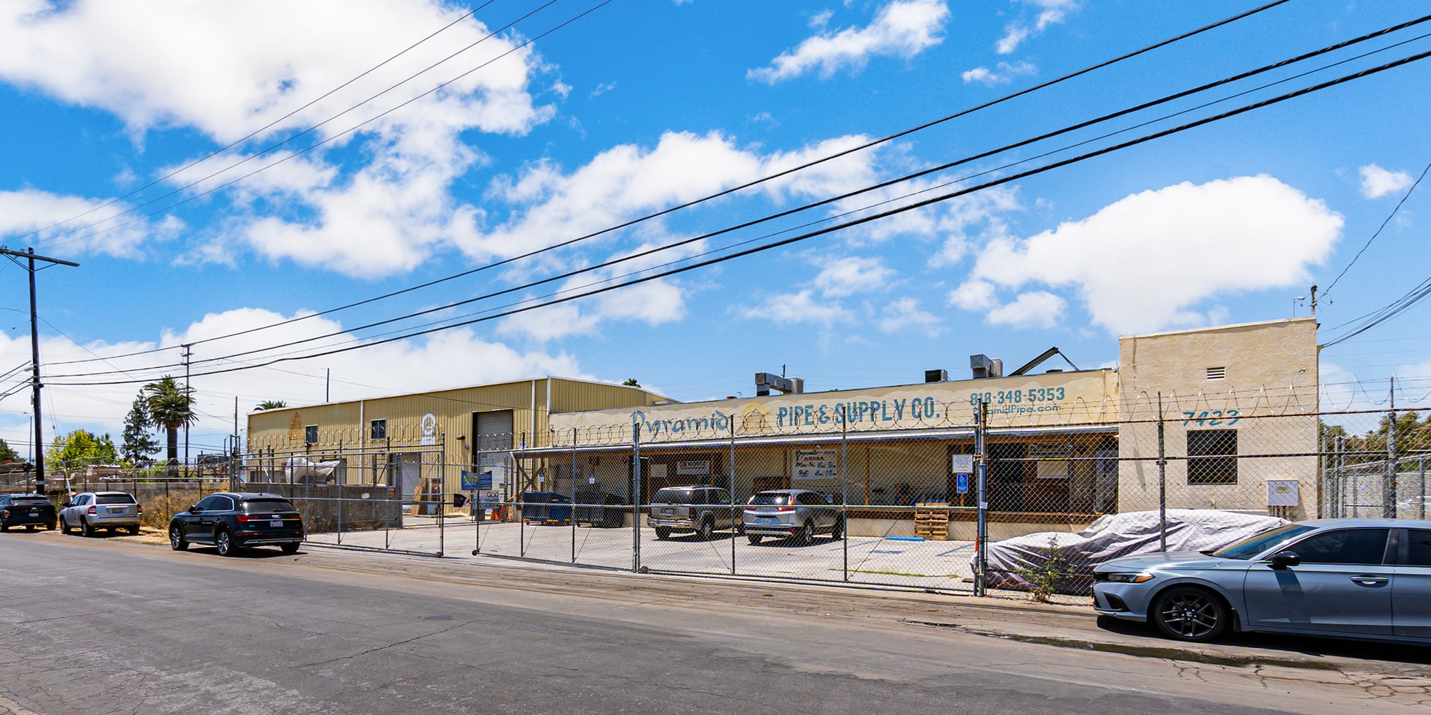 7423 Deering Ave, Canoga Park, CA for lease Building Photo- Image 1 of 6