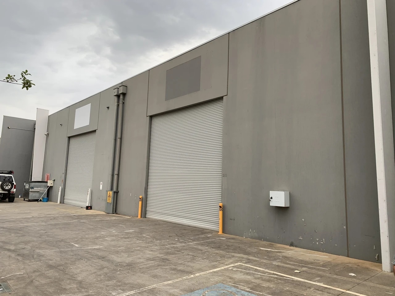 26 Loop Rd, Werribee for lease Primary Photo- Image 1 of 3