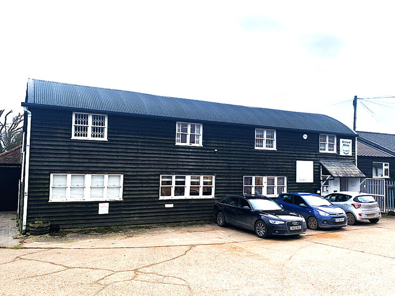 Manor Farm, Henley On Thames for lease - Building Photo - Image 2 of 2