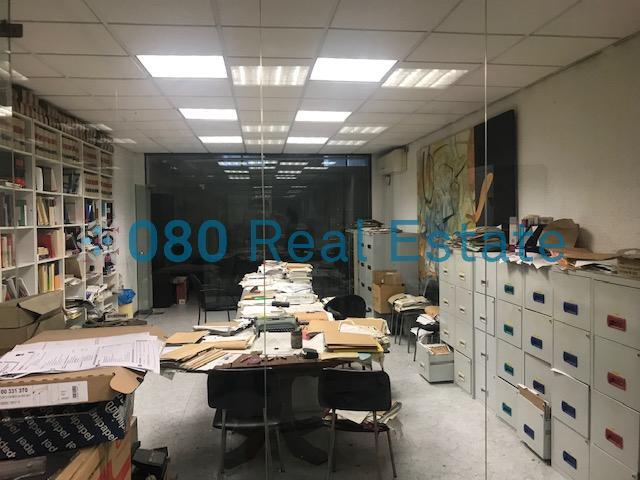 Retail in Barcelona, Barcelona for lease Interior Photo- Image 1 of 3