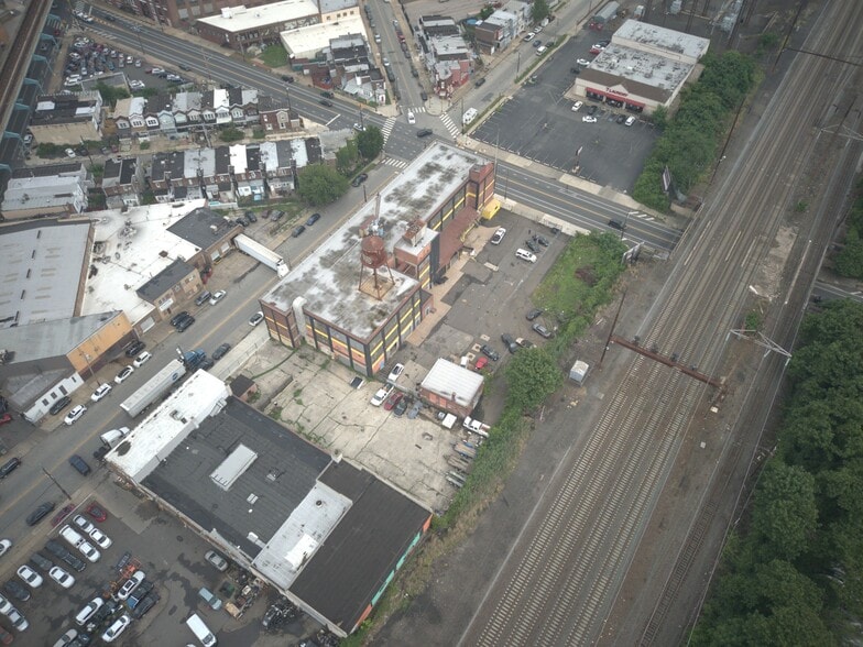 1850 E Sedgley Ave, Philadelphia, PA for sale - Building Photo - Image 2 of 16