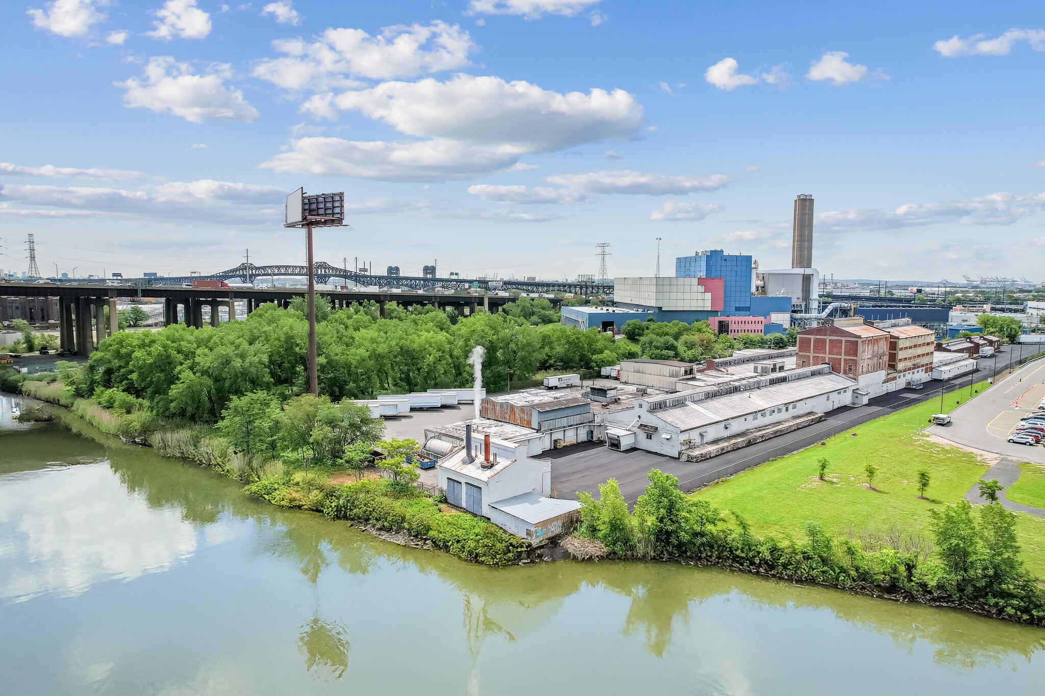 76 Blanchard St, Newark, NJ for lease Building Photo- Image 1 of 4