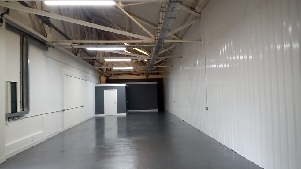 1651 Pershore Rd, Birmingham for lease - Building Photo - Image 3 of 6