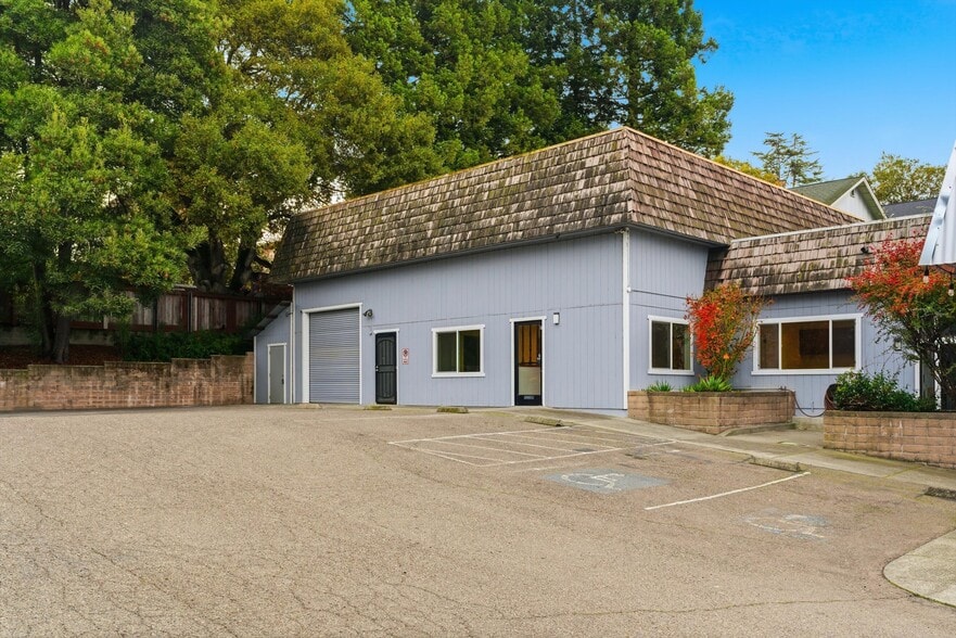 9550 Main St, Penngrove, CA for lease - Building Photo - Image 2 of 24