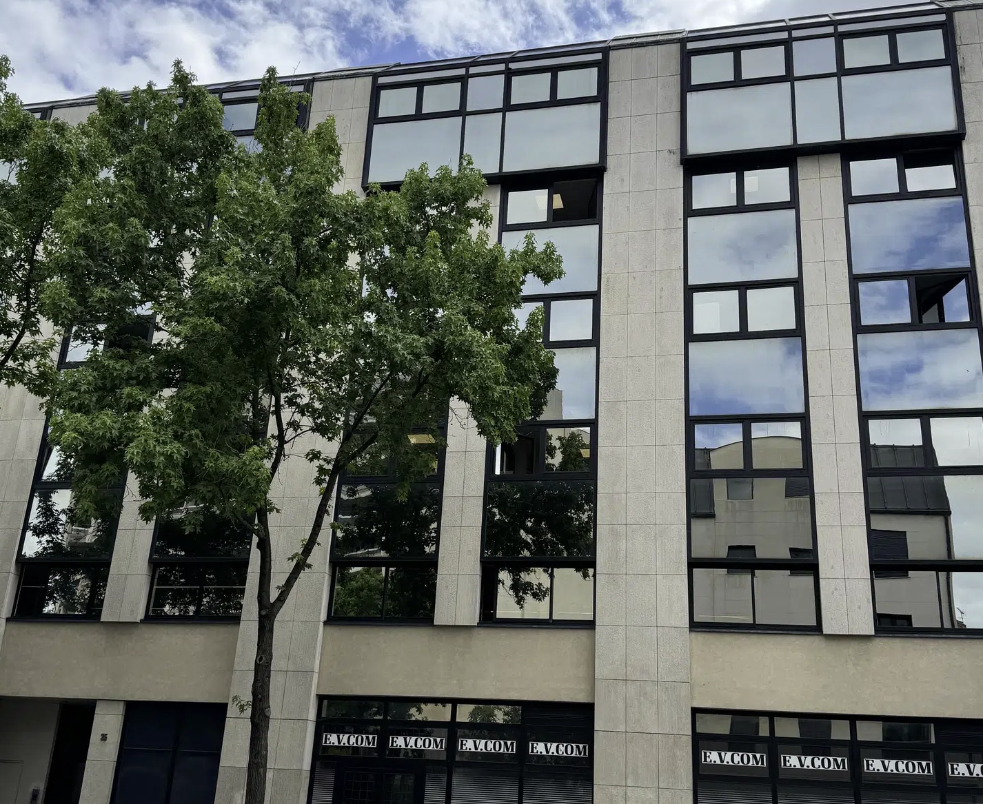 33 Boulevard Georges Clémenceau, Courbevoie for lease Building Photo- Image 1 of 7