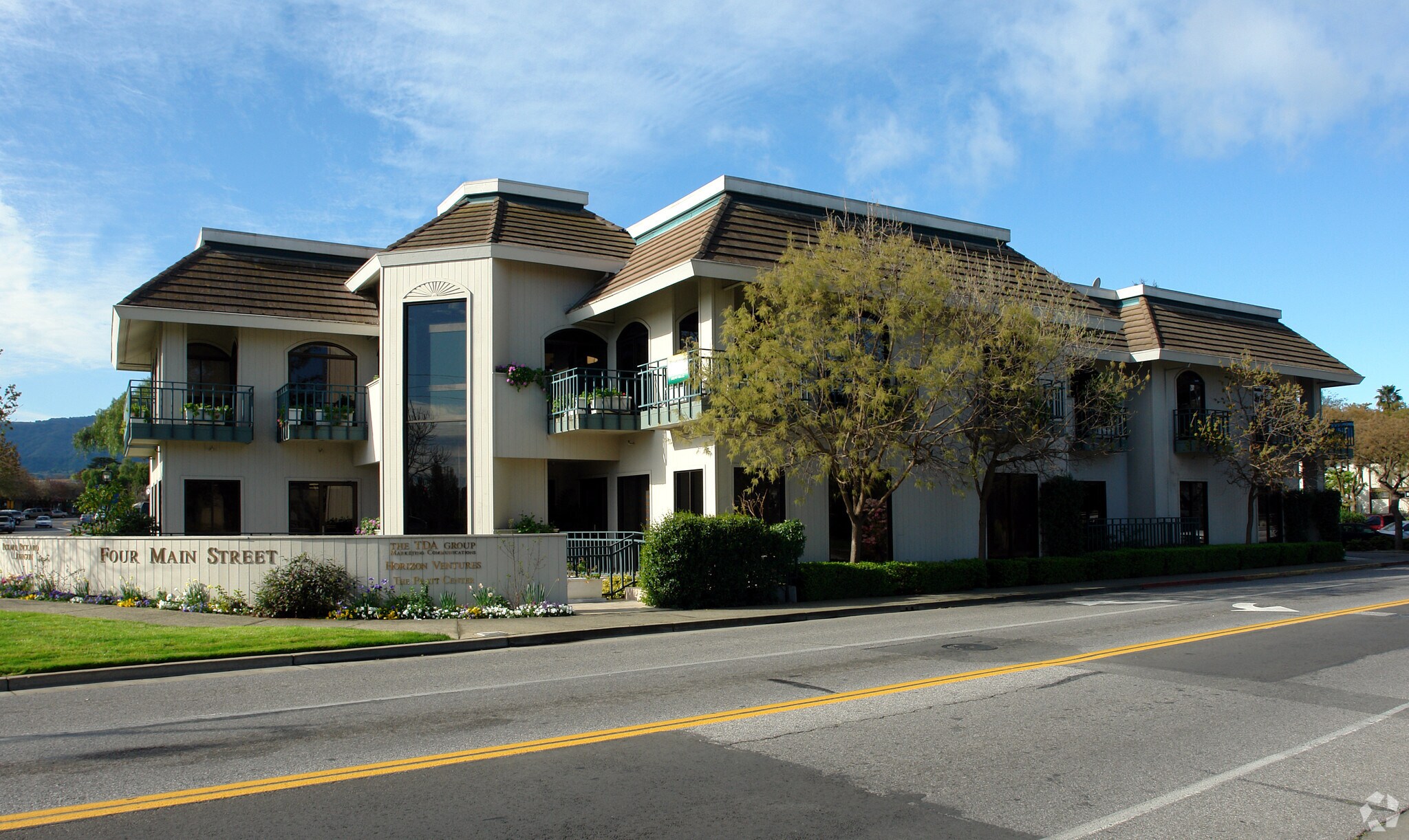 4 Main St, Los Altos, CA for lease Building Photo- Image 1 of 5