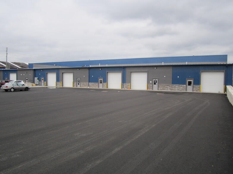 3650 Connecticut Ave, Youngstown, OH for lease - Building Photo - Image 3 of 5