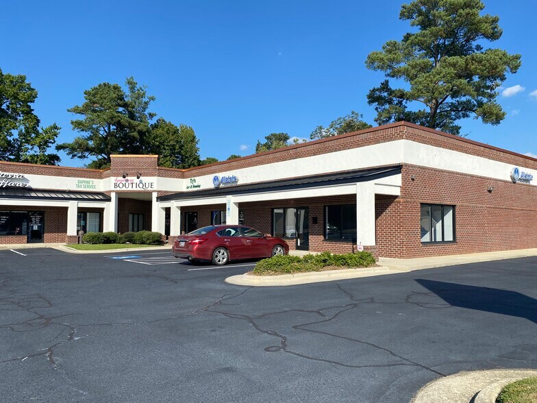 3710 Rd, Fayetteville, NC 28303