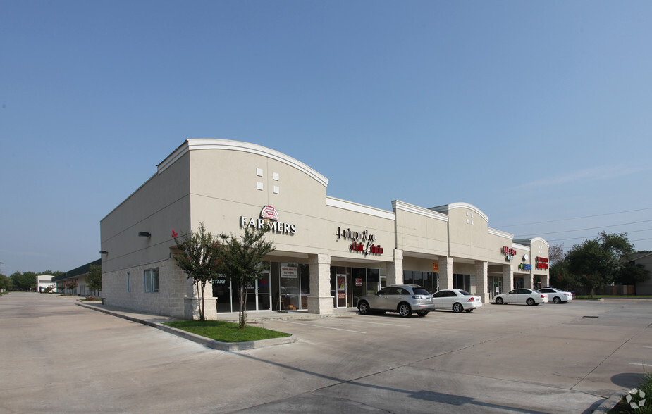 8805 Jones Rd, Houston, TX for lease - Building Photo - Image 2 of 3