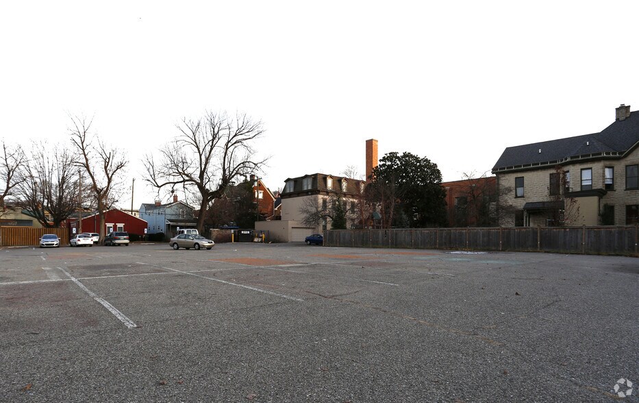 419 W 7th St, Covington, KY for sale - Primary Photo - Image 1 of 1