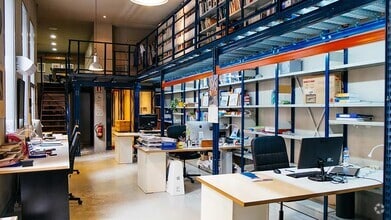 Calle de Vargas, 7, Madrid, Madrid for lease Interior Photo- Image 2 of 17