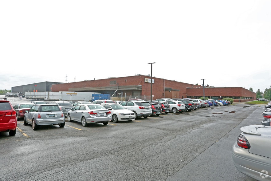 2370 Walkley Rd, Ottawa, ON for sale - Building Photo - Image 1 of 1