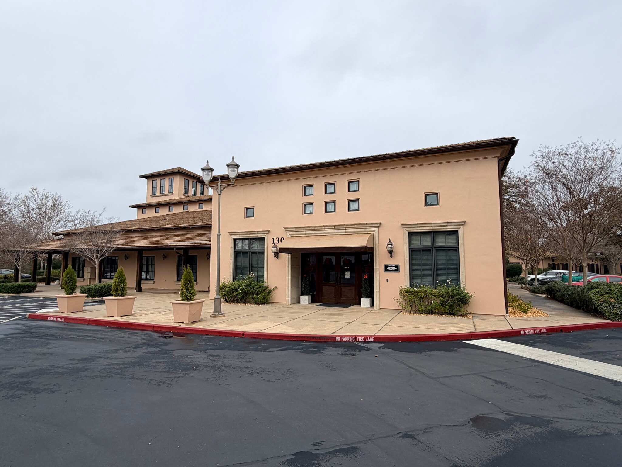 140 Diamond Creek Pl, Roseville, CA for lease Interior Photo- Image 1 of 5