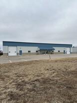 132-136 Hallberg St, Delavan WI - Warehouse