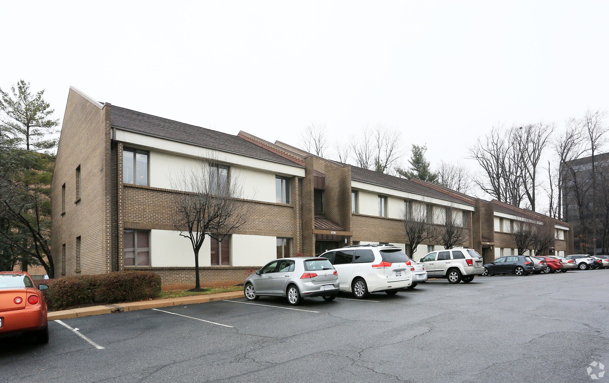 8306-8310 Old Courthouse Rd, Vienna, VA for sale Primary Photo- Image 1 of 1