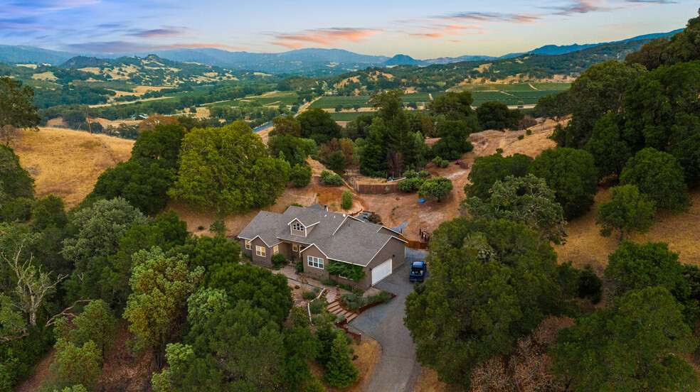 9151 S Highway 101, Ukiah, CA for sale - Primary Photo - Image 1 of 1